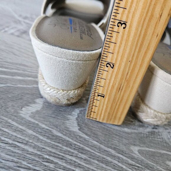 LifeStride Womens Beige Omega Wedge Sandal Flower Memory Foam Size 7M Boho Coast - Picture 6 of 16